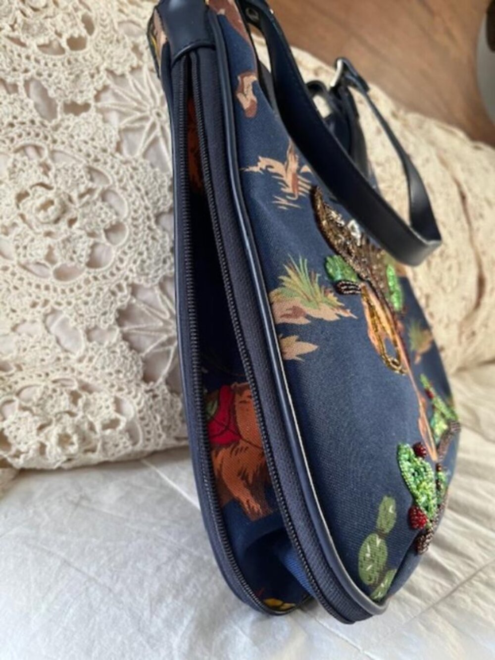 Cowboy on Horse Expandable Canvas Hand/Shoulder Bag/Interior Pocket/New Vintage - Picture 5 of 5